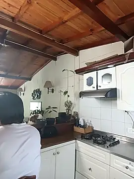 Paradisse  online show from 04/01/26, 06:05