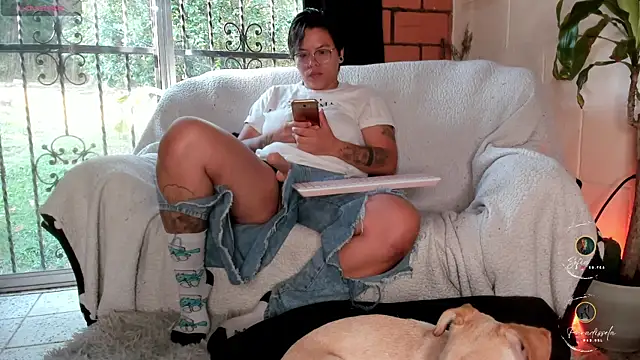 Paradisse  online show from 03/31/26, 01:02