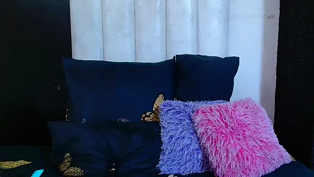 DarkQueen25x online show from 03/19/26, 09:26