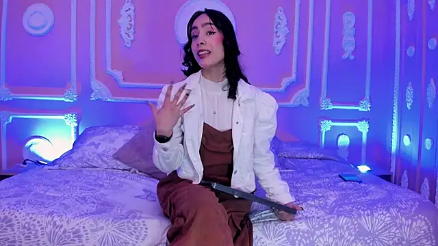 aitana johns online show from 11/25/25, 12:05