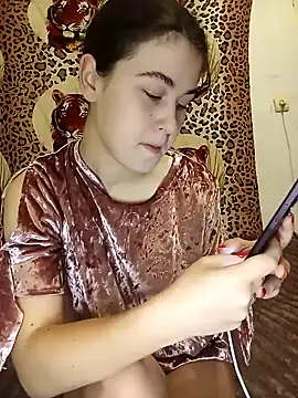 ToryTayler online show from 10/22/25, 10:15