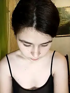 ToryTayler online show from 11/25/25, 04:18