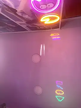 CandyKane06  online show from 11/11/25, 02:06