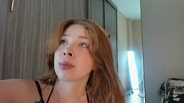 HelenaCole- online show from 09/14/25, 10:10