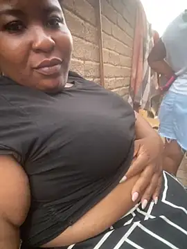 ThickTana online show from 09/18/25, 03:37