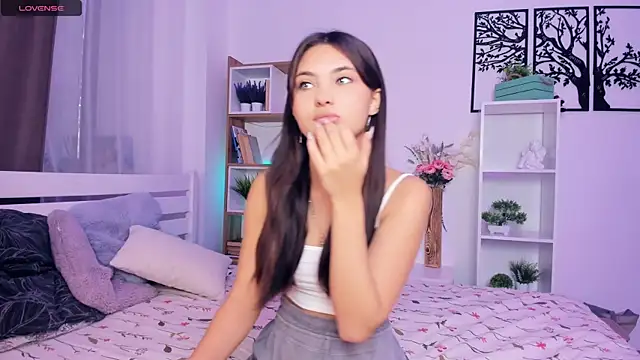 FunnyyMonkeyy online show from 10/18/25, 09:11