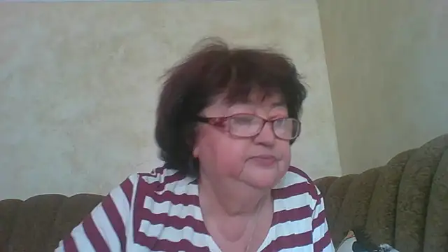 Snapshot of MilaSky5303 chatting on 09/24/25, 12:55 MilaSky5303 online show from 09/24/25, 12:55