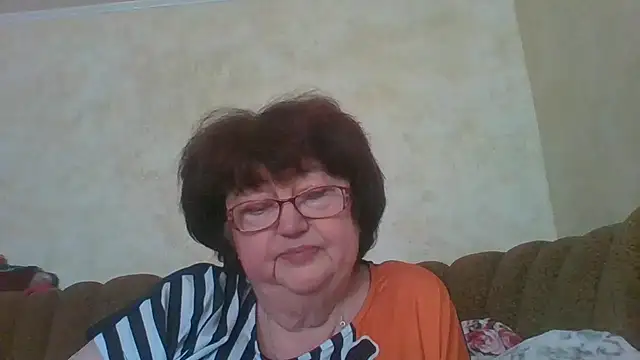 Snapshot of MilaSky5303 chatting on 09/26/25, 09:16 MilaSky5303 online show from 09/26/25, 09:16