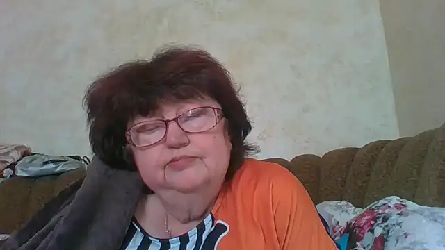 Snapshot of MilaSky5303 chatting on 10/21/25, 11:20 MilaSky5303 online show from 10/21/25, 11:20