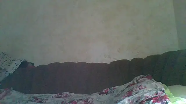 Snapshot of MilaSky5303 chatting on 11/11/25, 12:00 MilaSky5303 online show from 11/11/25, 12:00