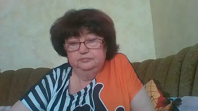 Snapshot of MilaSky5303 chatting on 09/21/25, 11:26 MilaSky5303 online show from 09/21/25, 11:26