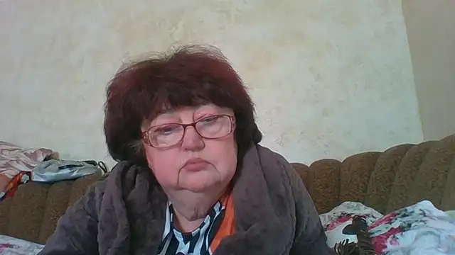 Snapshot of MilaSky5303 chatting on 10/20/25, 09:21 MilaSky5303 online show from 10/20/25, 09:21