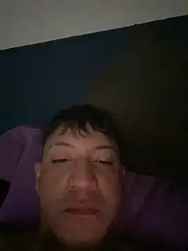 Marvinjoselopez online show from 11/17/25, 05:55