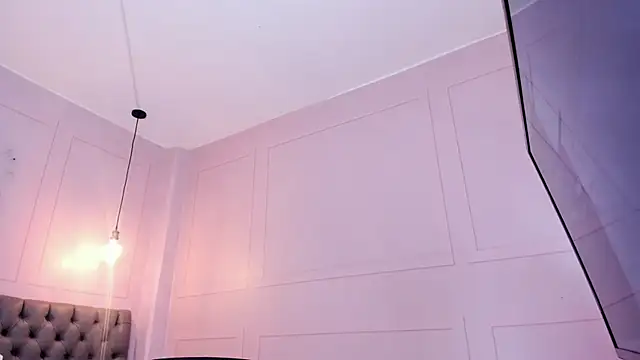 Briana 24 online show from 10/13/25, 12:07