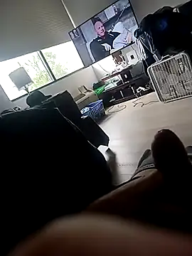 studdd716 online show from 09/18/25, 01:47