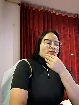 Daliz Leon online show from 10/11/25, 02:45