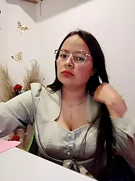 Daliz Leon online show from 09/15/25, 01:06