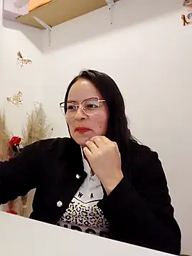 Daliz Leon online show from 09/23/25, 01:56