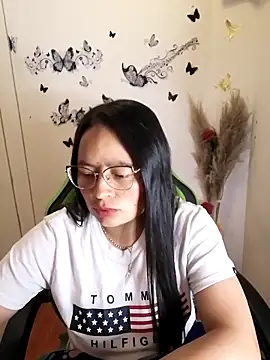 Daliz Leon online show from 10/05/25, 02:24