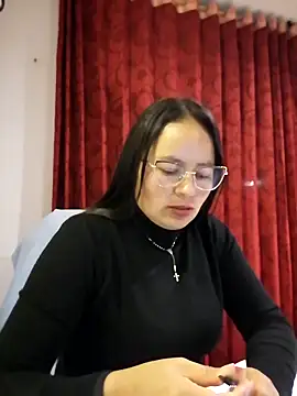 Daliz Leon online show from 10/18/25, 02:46