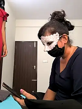 your chandni04 online show from 02/06/26, 07:26