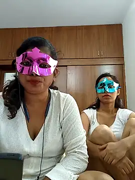 your chandni04 online show from 09/26/25, 08:21