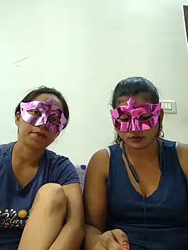 your chandni04 online show from 09/25/25, 07:58