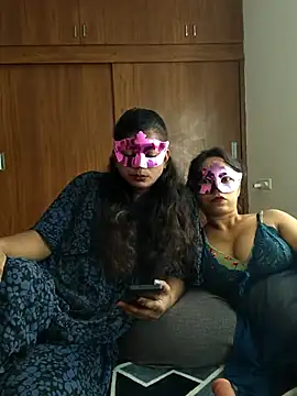 your chandni04 online show from 11/10/25, 07:46