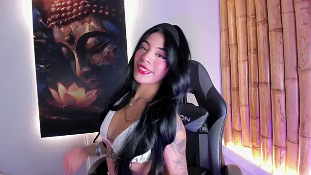 charlotte mitchell  online show from 06/02/26, 04:40