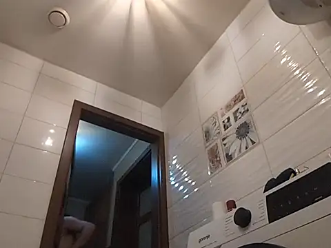 MC353535 online show from 04/12/26, 01:31