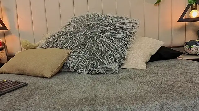 CandyGomez online show from 04/15/26, 06:08