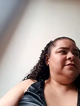 Snapshot of Miss_Adriana01 chatting on 10/27/25, 07:04 Miss Adriana01 online show from 10/27/25, 07:04