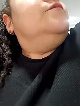 Snapshot of Miss_Adriana01 chatting on 10/18/25, 06:54 Miss Adriana01 online show from 10/18/25, 06:54