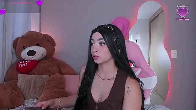 Snapshot of EmystarX chatting on 09/09/25, 10:41 EmystarX online show from 09/09/25, 10:41