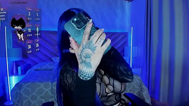  raven black online show from 01/07/26, 01:05