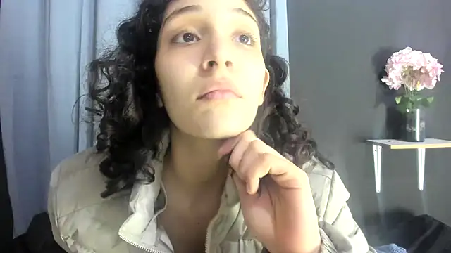 Snapshot of TeensNews18 chatting on 11/15/25, 12:14 TeensNews18 online show from 11/15/25, 12:14