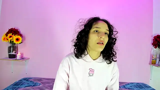 TeensNews18 online show from 09/18/25, 03:20