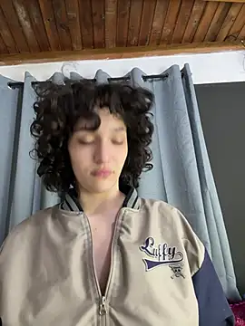 Snapshot of TeensNews18 chatting on 02/20/26, 11:23 TeensNews18 online show from 02/20/26, 11:23