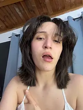 Snapshot of TeensNews18 chatting on 03/13/26, 01:43 TeensNews18 online show from 03/13/26, 01:43