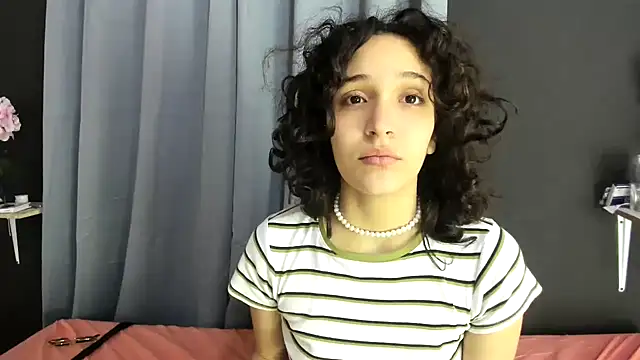 Snapshot of TeensNews18 chatting on 10/31/25, 12:13 TeensNews18 online show from 10/31/25, 12:13