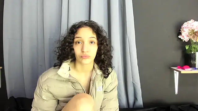 Snapshot of TeensNews18 chatting on 11/14/25, 12:09 TeensNews18 online show from 11/14/25, 12:09