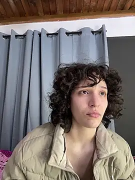 Snapshot of TeensNews18 chatting on 02/21/26, 11:34 TeensNews18 online show from 02/21/26, 11:34