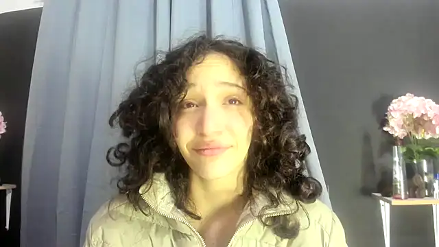 Snapshot of TeensNews18 chatting on 11/17/25, 11:14 TeensNews18 online show from 11/17/25, 11:14