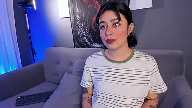 flower smith  online show from 11/11/25, 11:38