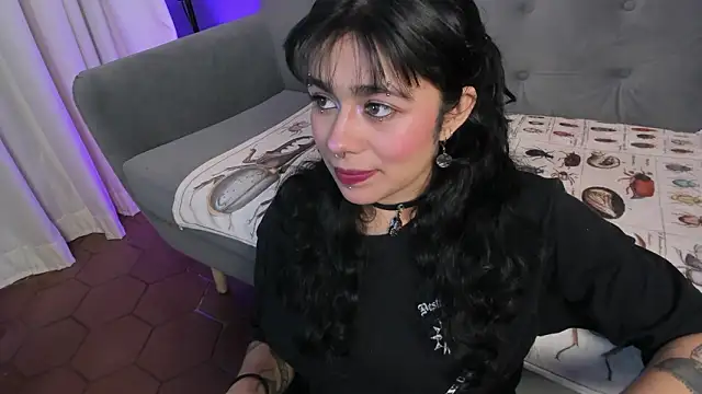 flower smith  online show from 03/04/26, 11:51