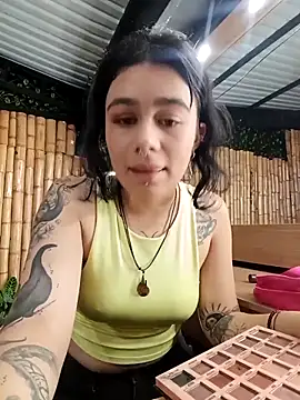 flower smith  online show from 11/05/25, 11:35