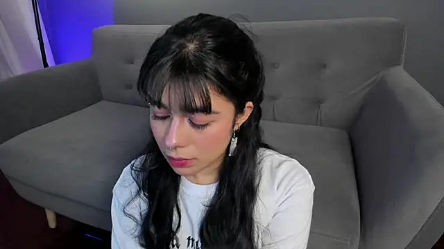 flower smith  online show from 03/29/26, 02:08