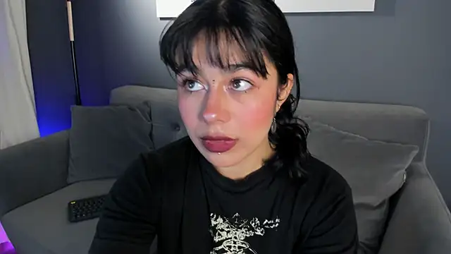 Snapshot of flower_smith_ chatting on 01/14/26, 11:47 flower smith online show from 01/14/26, 11:47