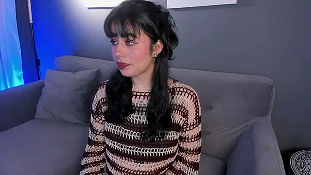 flower smith  online show from 11/24/25, 11:43