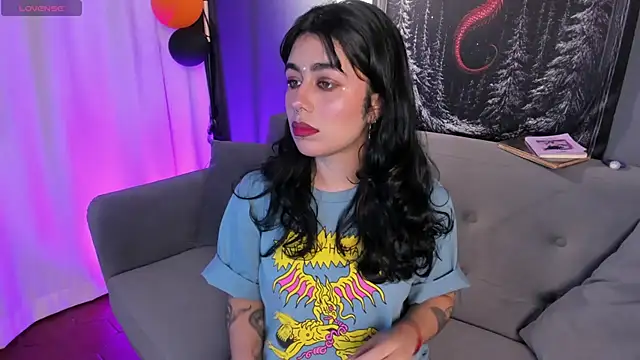 flower smith  online show from 10/30/25, 11:41